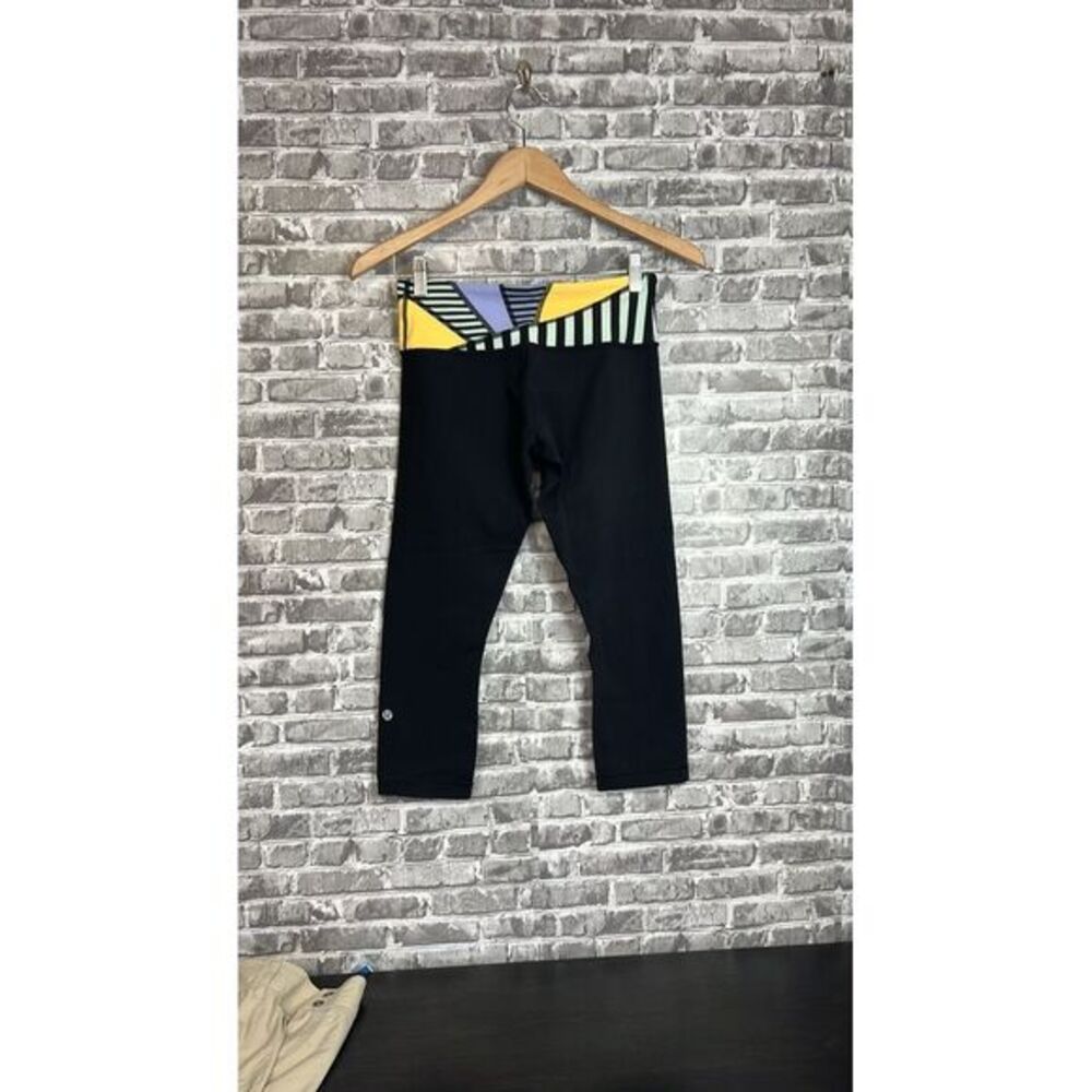 Lululemon - Picture 3 of 7
